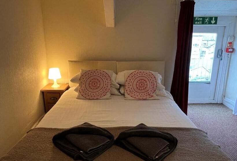 스탠다드 룸, Crystal House