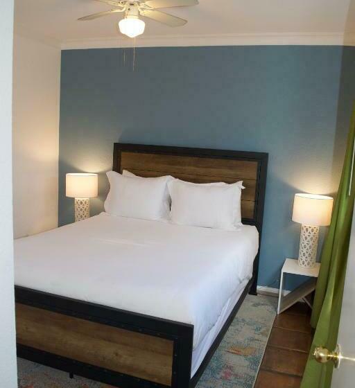 庭の見える1ベッドルームアパートメント, Sand Castle Inn