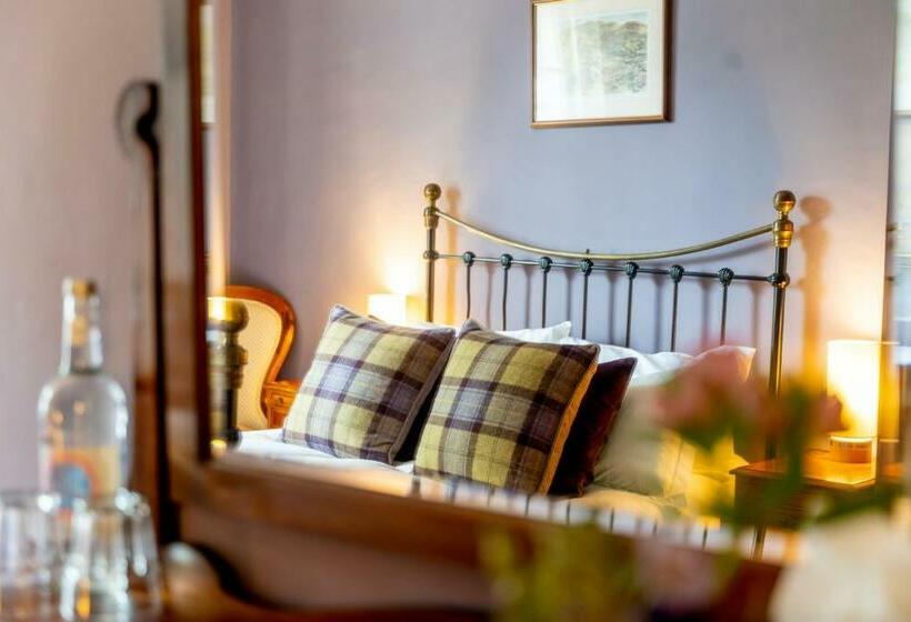 غرفة قياسية, The Oakhill Inn