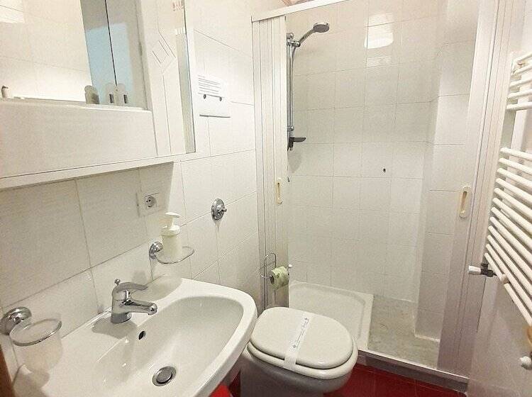 غرفة عائلية, Bed And Breakfast Rosangela