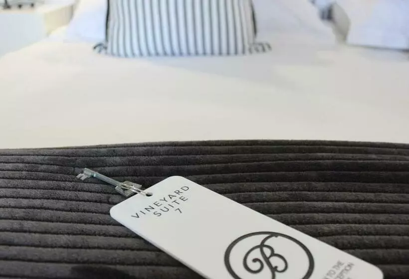 Suite, Brenaissance Wine & Stud Estate