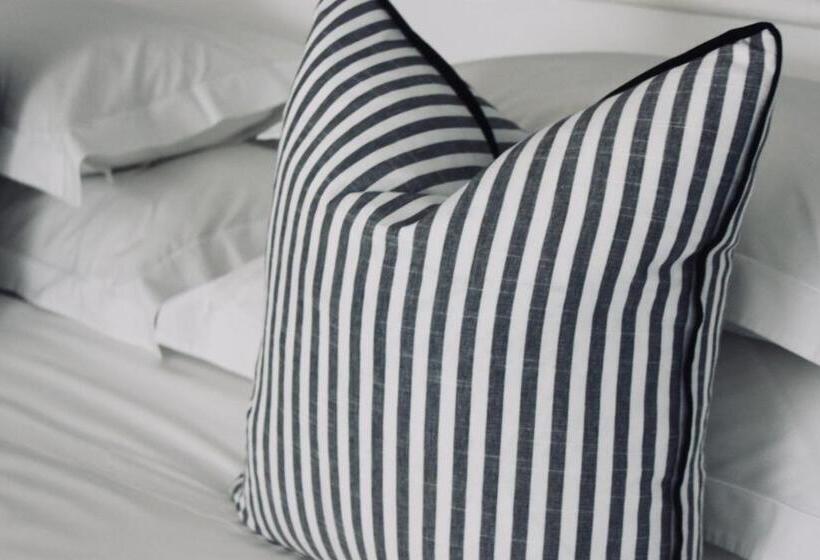 スイート, Brenaissance Wine & Stud Estate