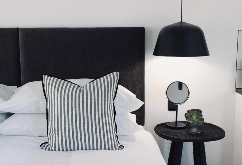 スイート, Brenaissance Wine & Stud Estate