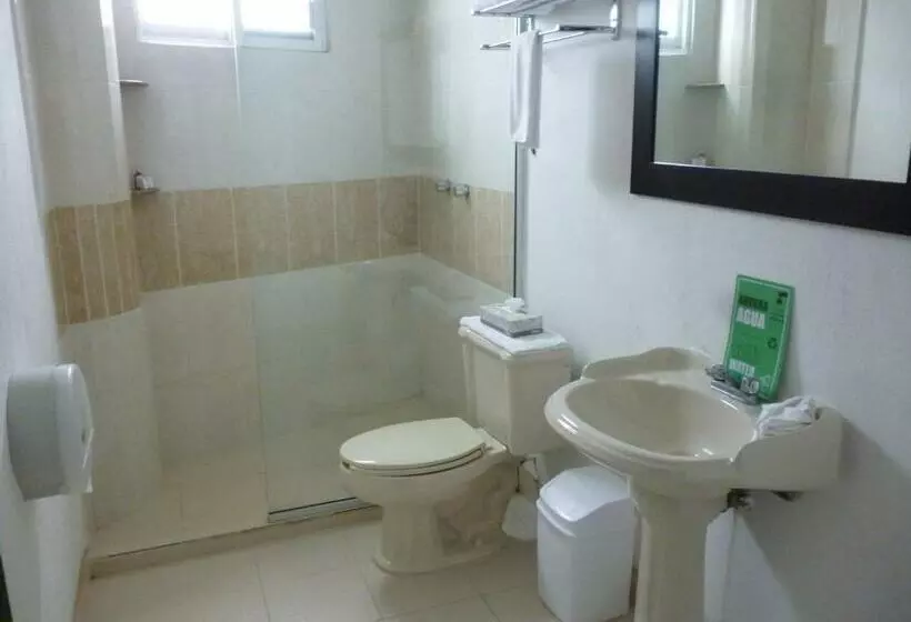 ２ダブルベッドのスタンダードルーム, Chiapas Hotel Express