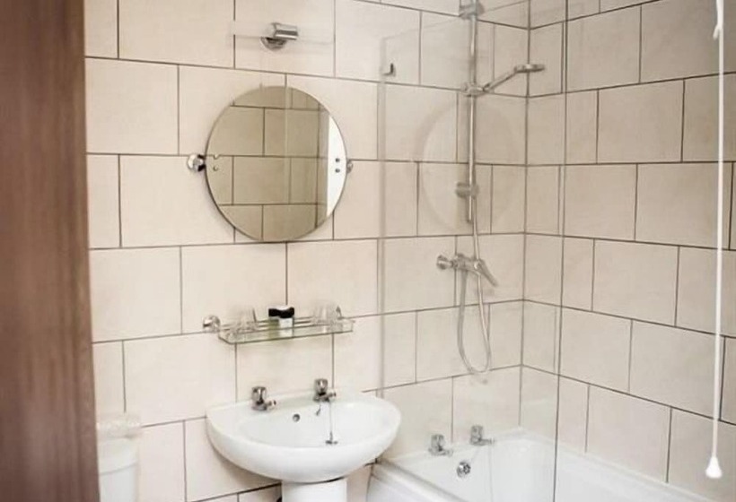 חדר סטנדרט, The Crewe Arms