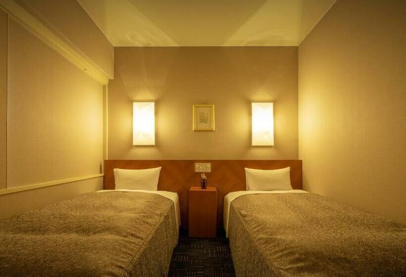 חדר סטנדרט, Ace Morioka