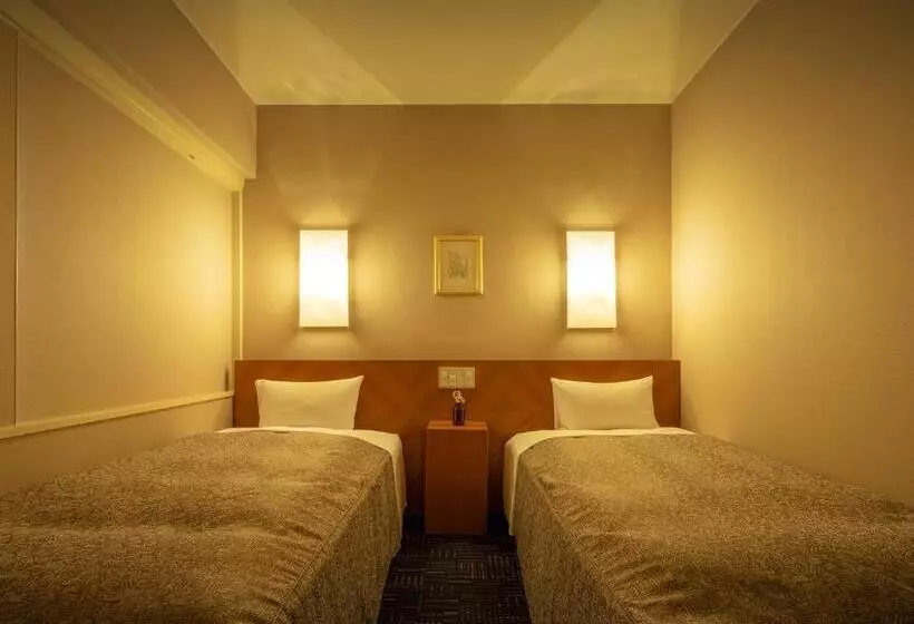 Comfort-huone, Ace Morioka