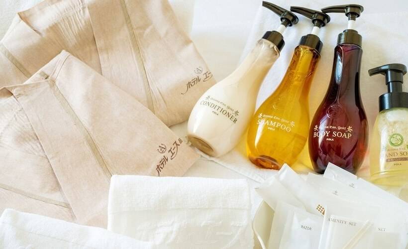 חדר קומפורט, Ace Morioka