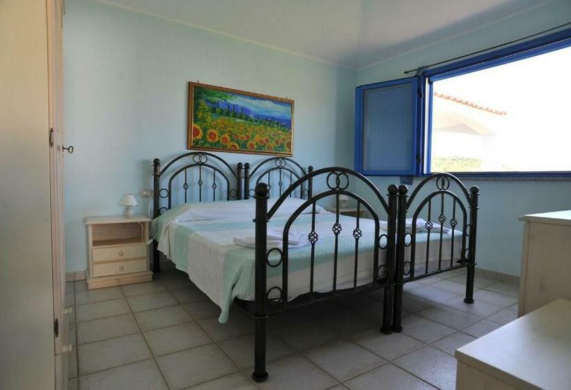 חדר סופריור נוף לבריכה, Baia Cea