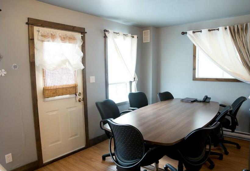 スイート４ベッドルーム, Continental