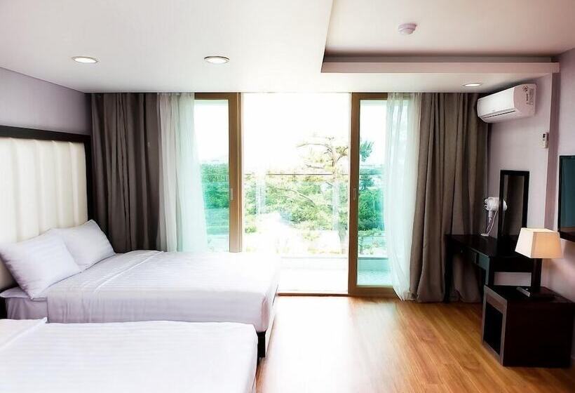 اتاق پرمیوم, Vengastay