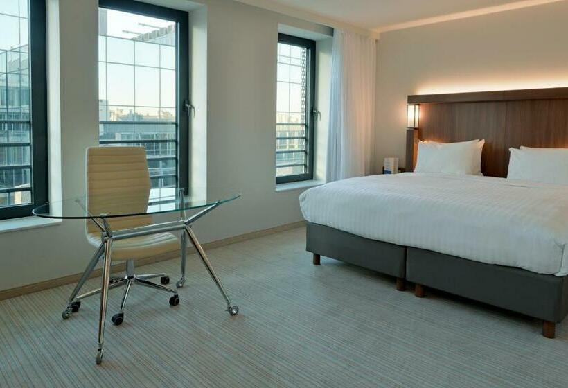 اتاق استاندارد با تخت بزرگ, Courtyard By Marriott Brussels Eu