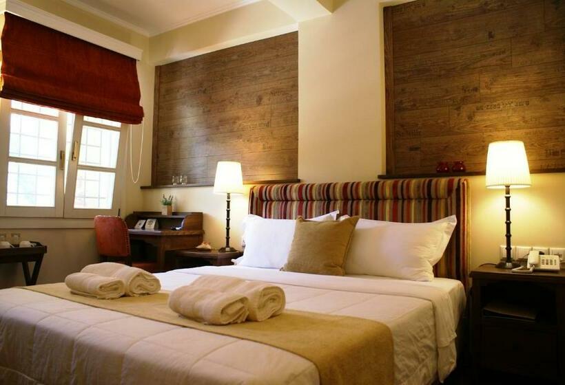 スタンダードルーム, Gamila Rocks Mountain