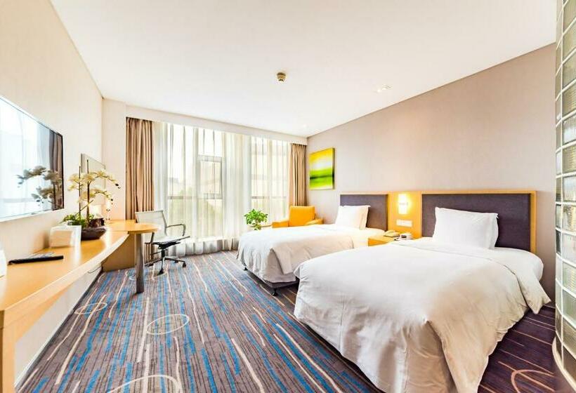 Standart Oda, Holiday Inn Express Shijiazhuang Heping, An Ihg