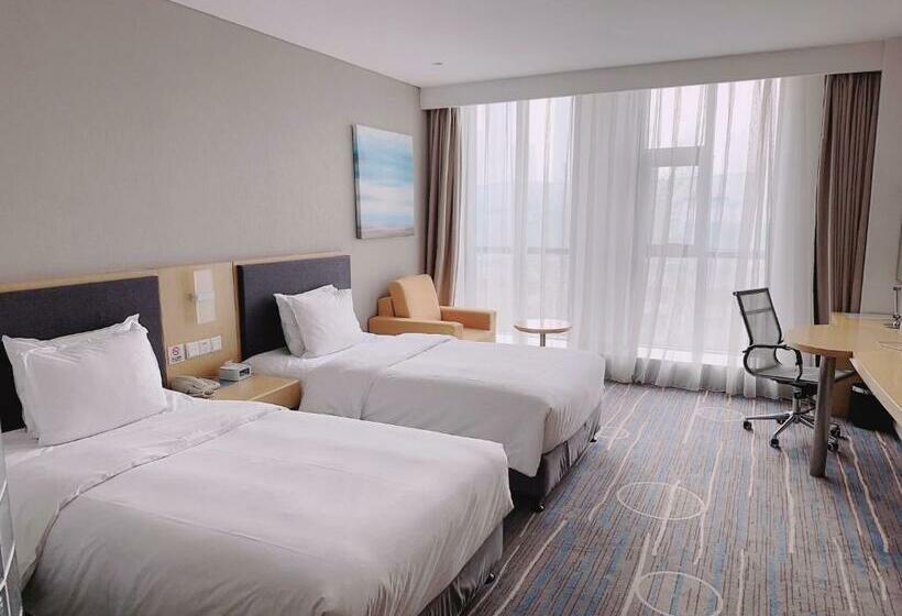 Standart Oda, Holiday Inn Express Shijiazhuang Heping, An Ihg