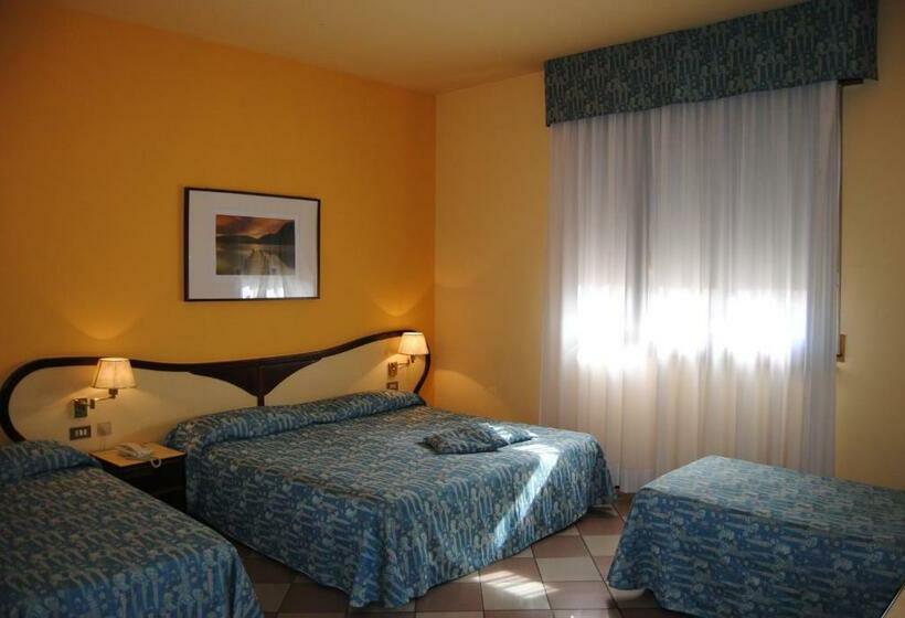 חדר סטנדרט לארבעה, La Fenice