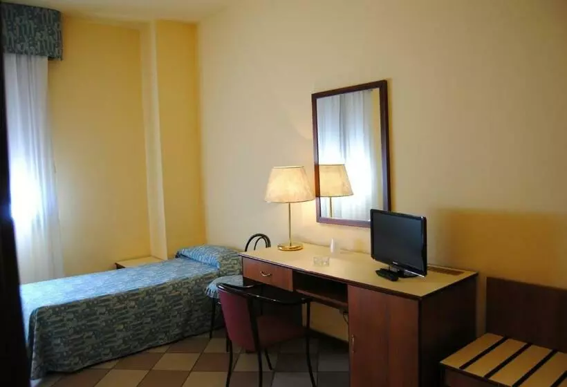 スタンダード４人部屋, La Fenice