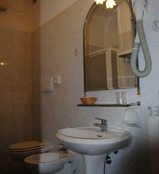 חדר סטנדרט, La Fenice