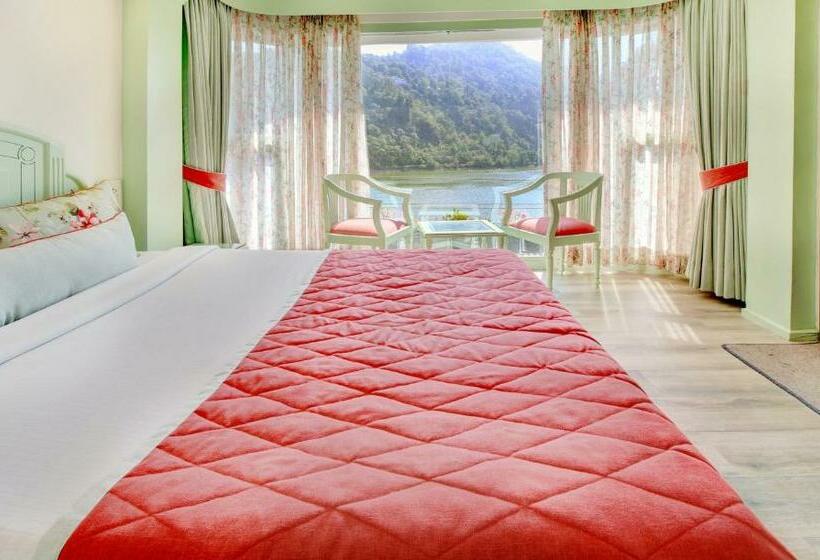 Номер Стандарт Вид на Озеро, Lakeside Inn Nainital