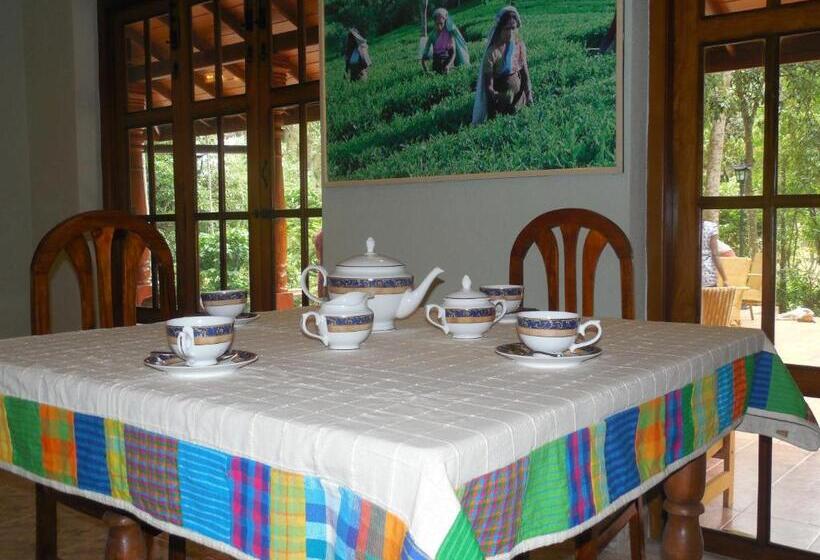 Номер Deluxe, Le Leopard D 'argent