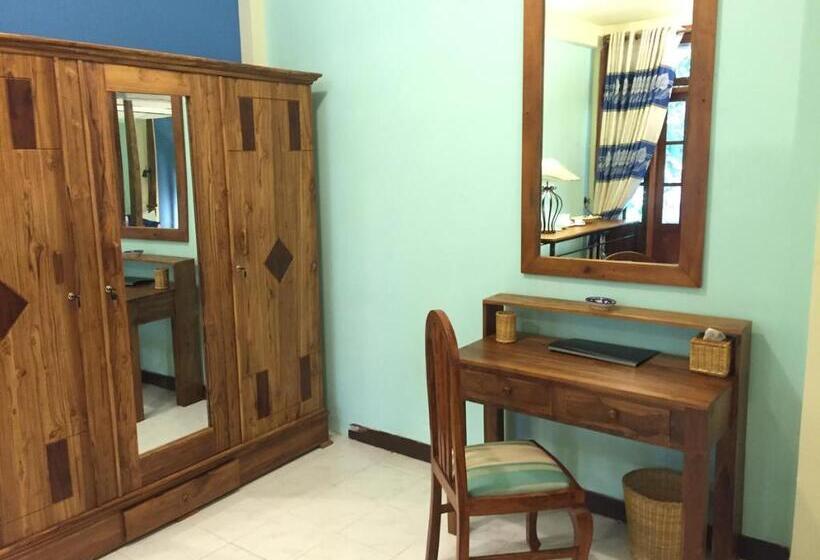 Номер Deluxe, Le Leopard D 'argent