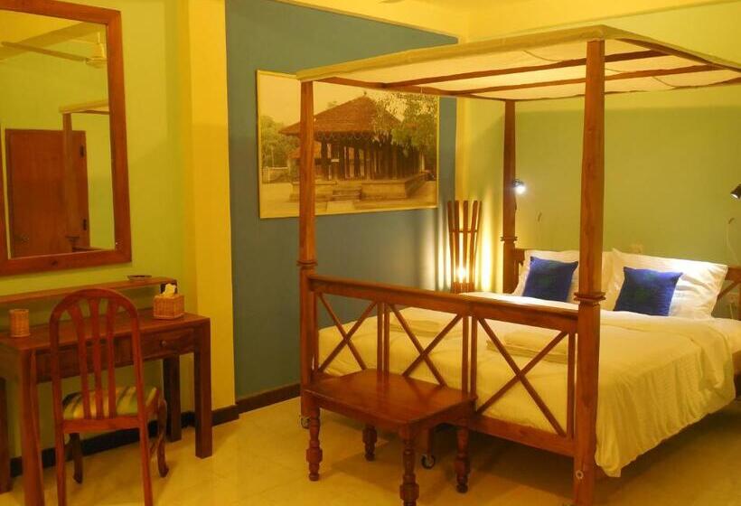 Номер Стандарт Вид на Сад, Le Leopard D 'argent