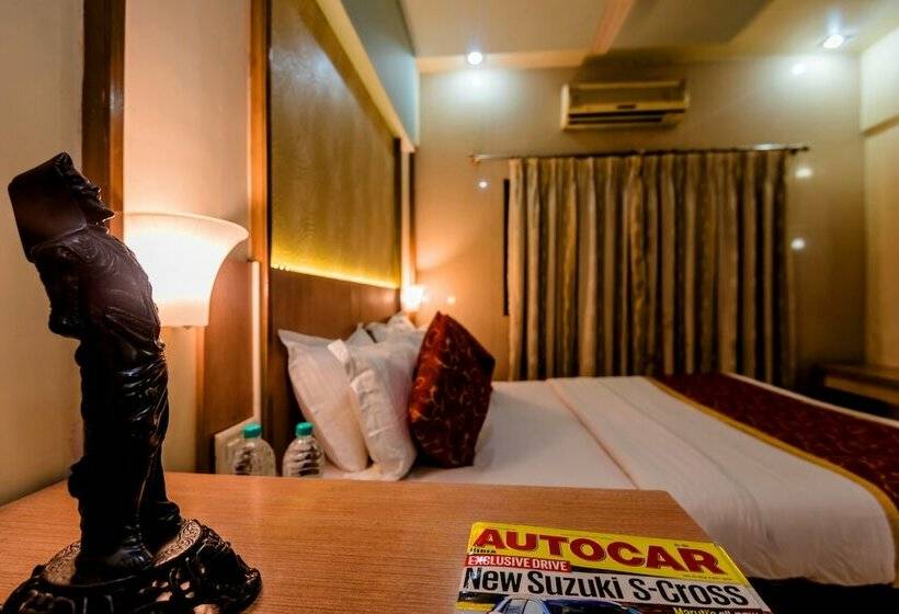 דירת חדר דלוקס, Panchratna Panvel