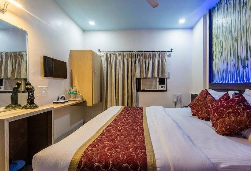 דירת חדר דלוקס, Panchratna Panvel