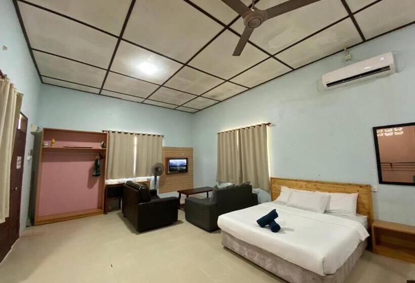 חדר משפחתי, Pandan Laut Beach Resort