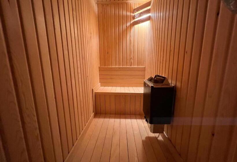 带大床的标准间, Real King Suite