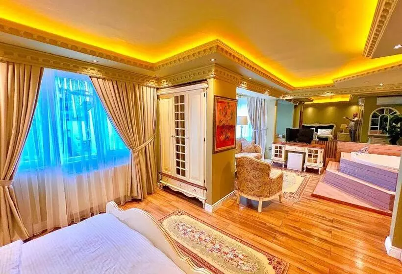 Standard-huone King-vuode, Real King Suite