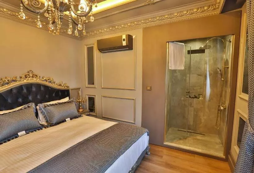 Sviitti 2 Makuuhuonetta, Real King Suite