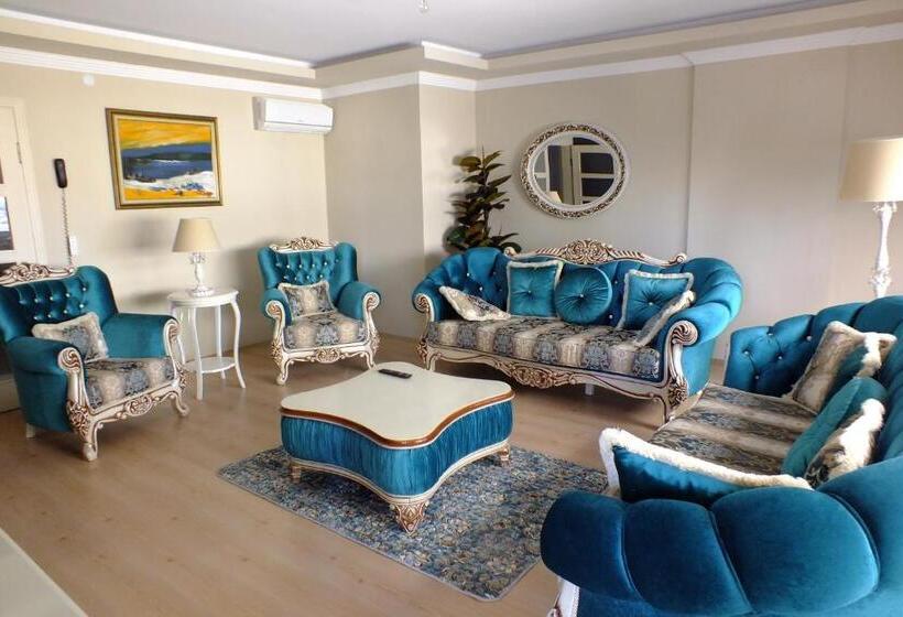 带2个卧室的公寓, Real King Suite