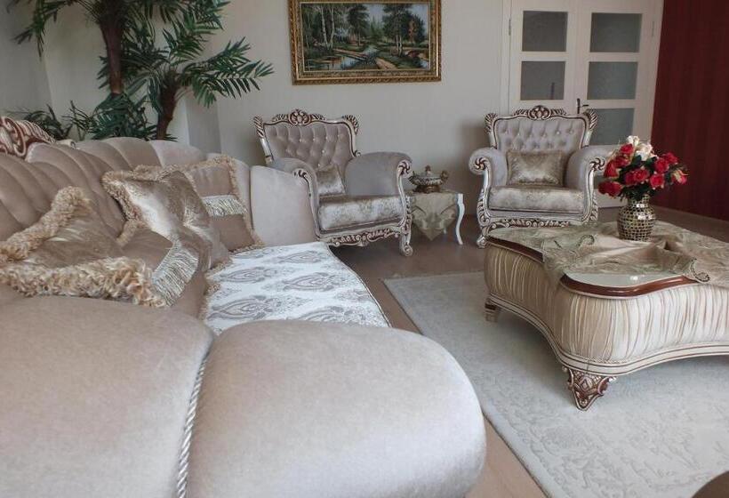 带3个卧室的公寓, Real King Suite