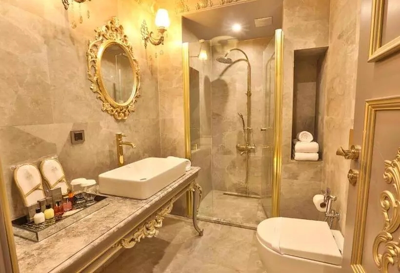Deluxe-huoneisto 1 Makuuhuone, Real King Suite