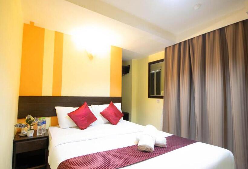 디럭스 룸, Sun Inns Hotel Kopkastam Kelana Jaya