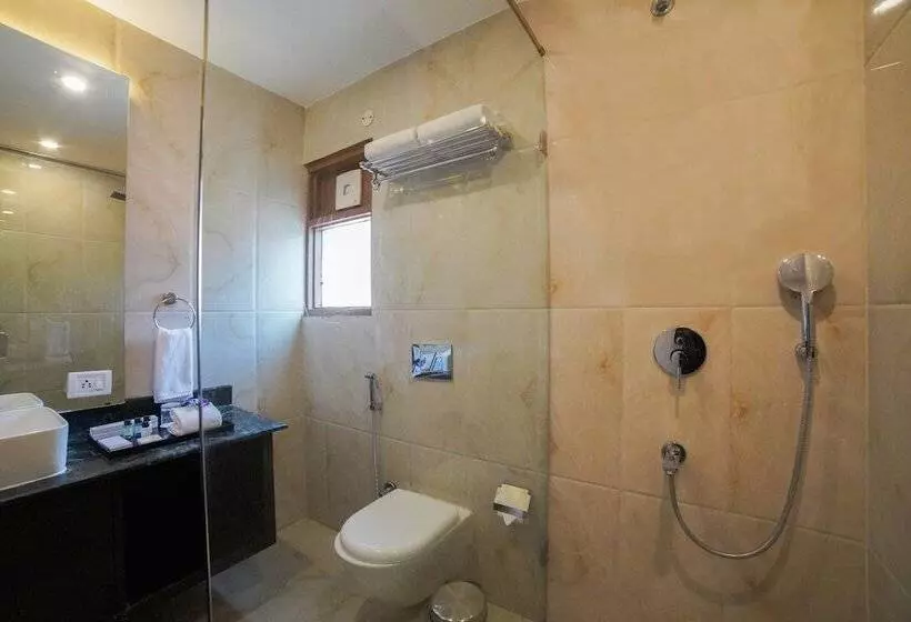 デラックスルーム, Country Inn Tarika Resort Jim Corbett