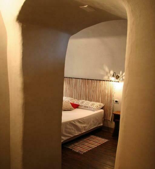 חדר סטנדרט, Ostello Del Castello Tirano