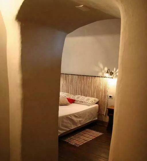 スタンダードルーム, Ostello Del Castello Tirano