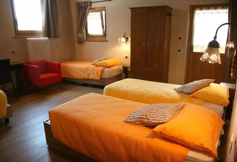 スイート(家族用), Ostello Del Castello Tirano