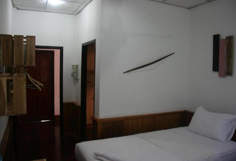 غرفة قياسية, Cold River