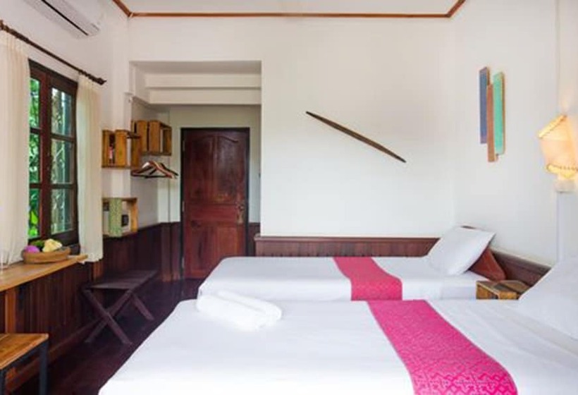 غرفة قياسية, Cold River