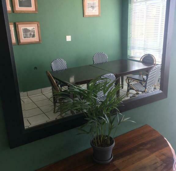 标准间, House On York