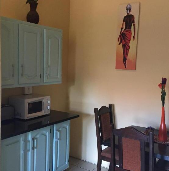 标准间, House On York