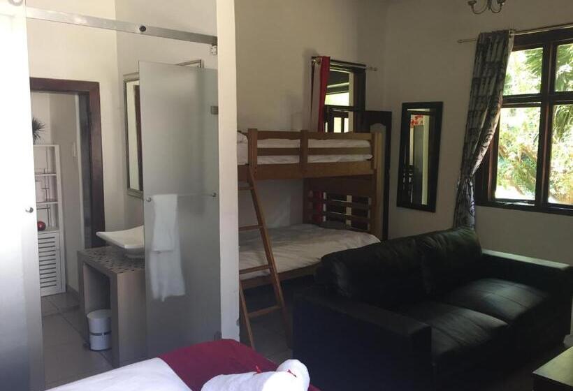 2间卧室的房子, House On York