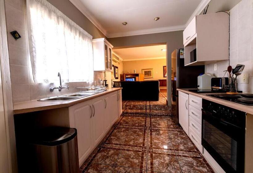 带1个卧室的公寓, Royal Ridge Guest House