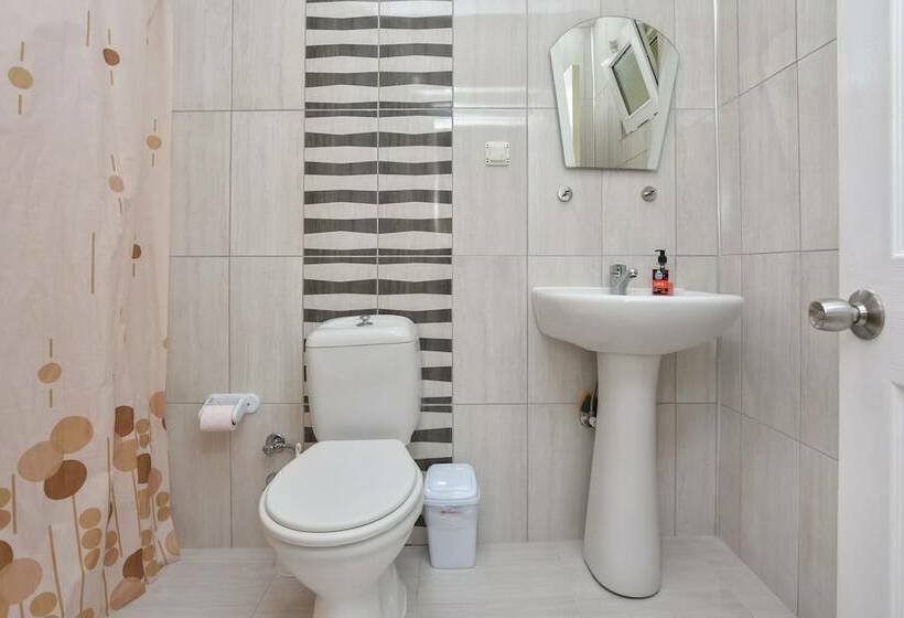 اتاق استاندارد سه نفره, Yade Apart Pansiyon