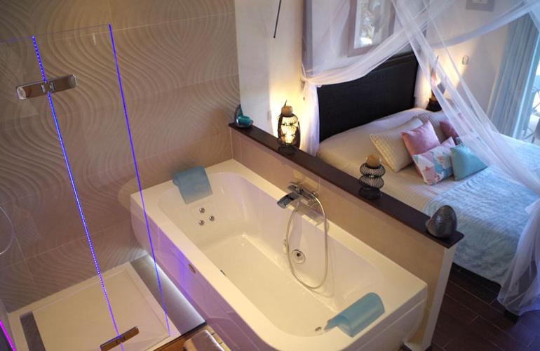 スタンダードルーム, B&b Val D Azur