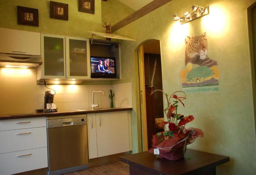 آپارتمان 1 خوابه, B&b Val D Azur