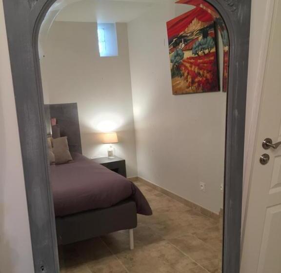 Deluxerum King Size Säng, La Rivayne